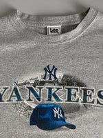 2006 New York Yankees Cap Tee - XL